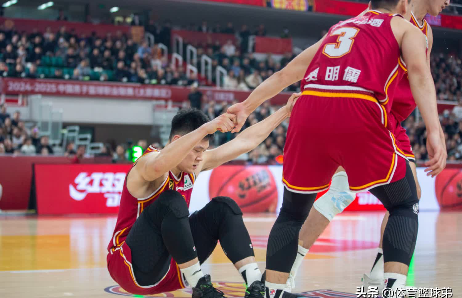 九游体育官方登录入口-山西队正在备战与广州队的紧张对决的简单介绍