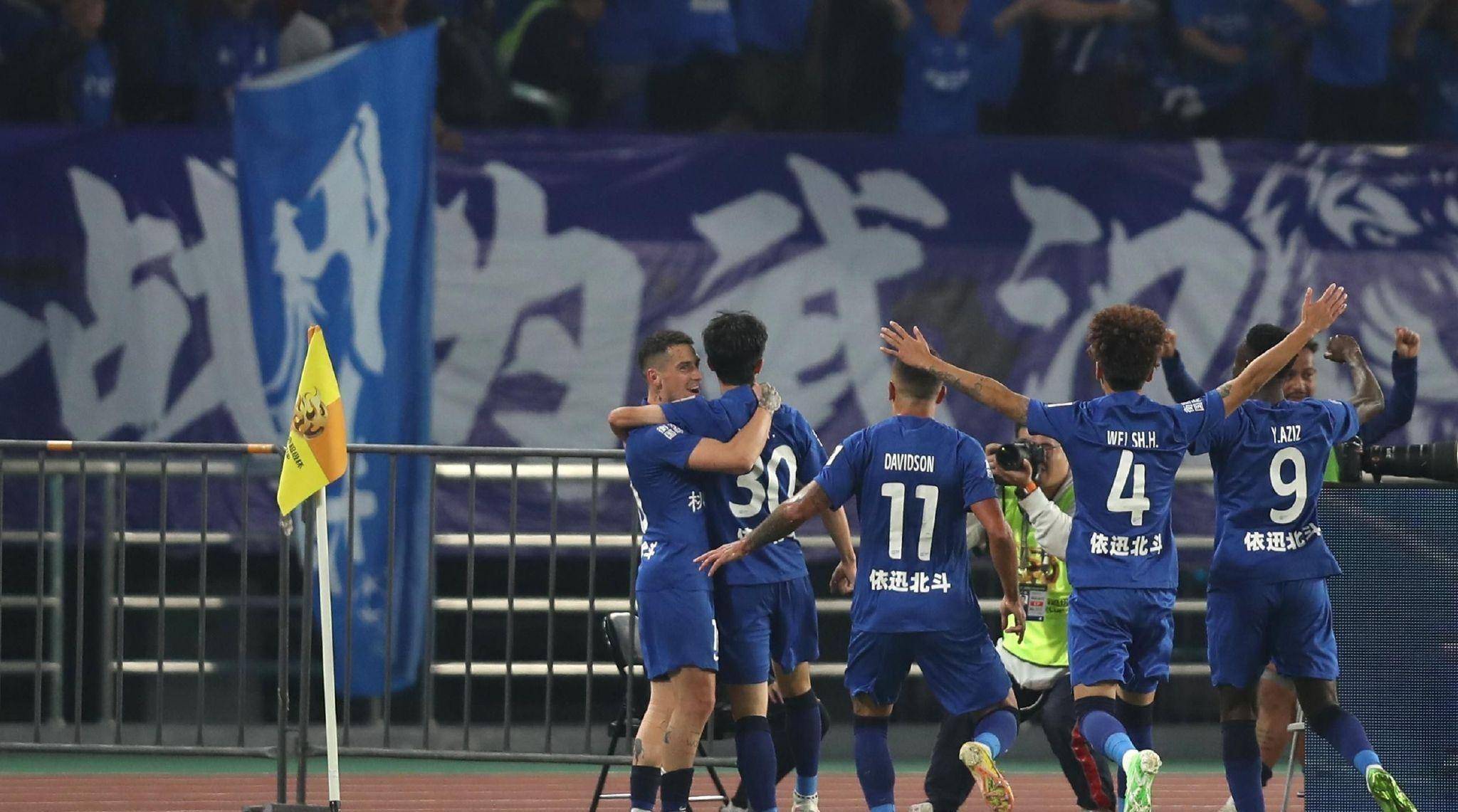 九游体育亚洲官网-凯泽斯劳滕主场保级成功，斩获关键三分的简单介绍