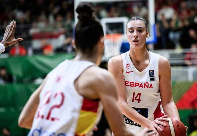 -包含东京奥运会：澳大利亚女篮逆转击败美国晋级的词条