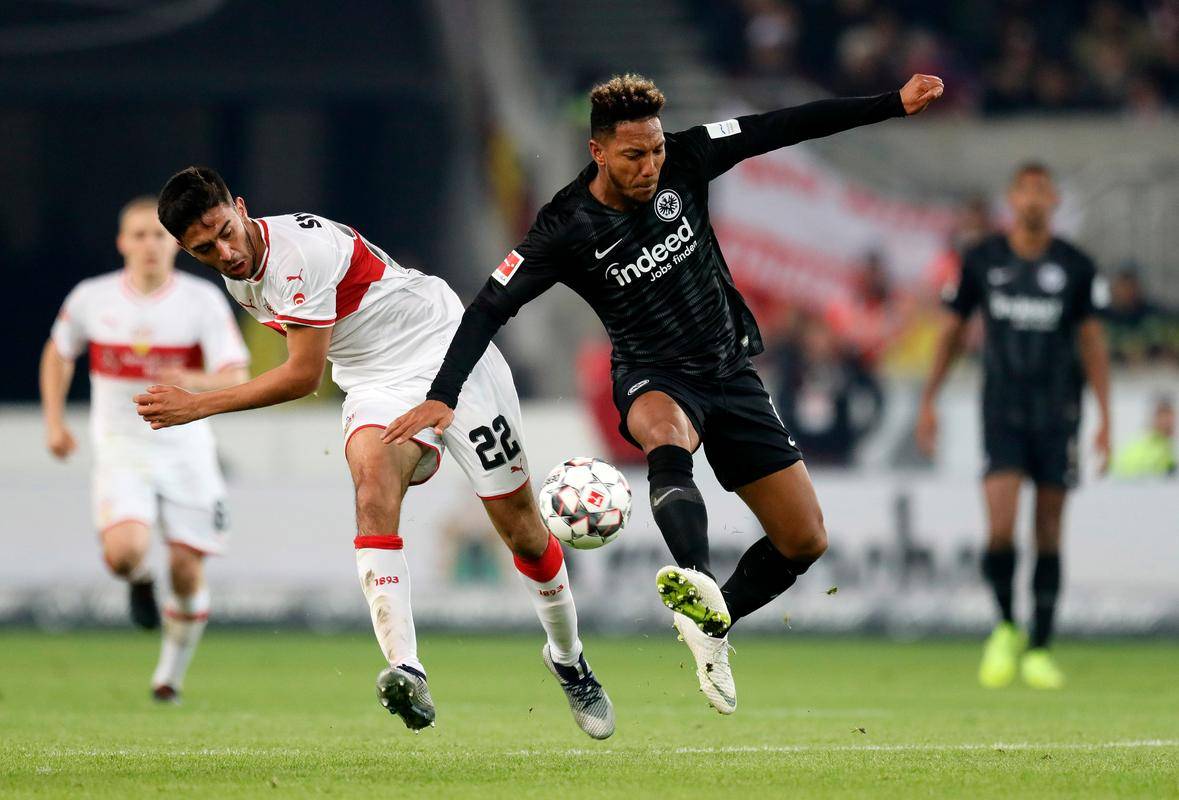 九游体育亚洲官网-莱比锡红牛主场全力以赴，取得胜利双喜临门的简单介绍