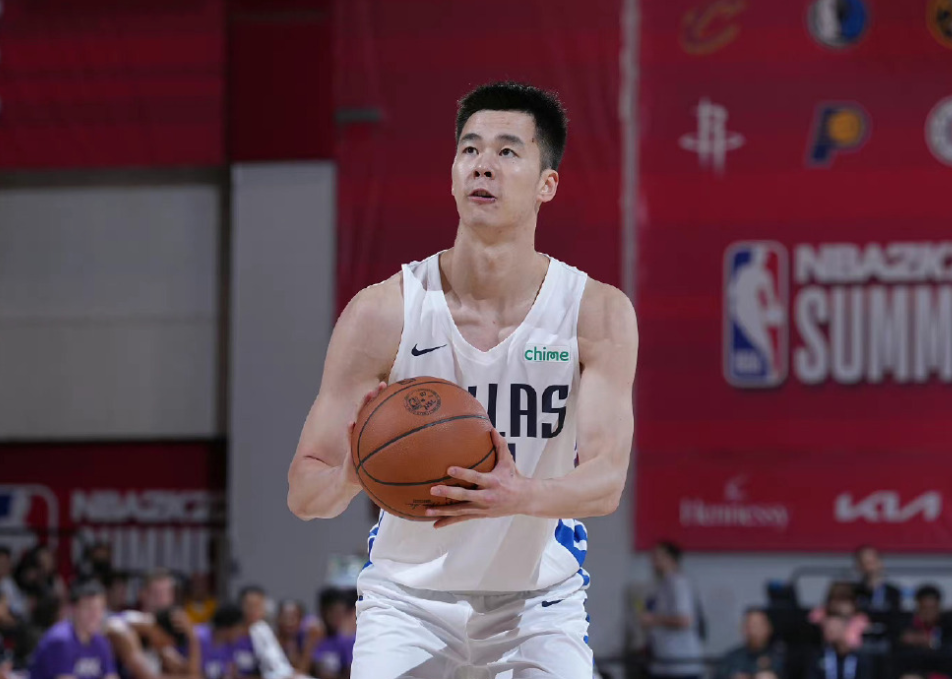 CBA老板出征NBA请樱花赛场护铁的简单介绍 CBA老板出征NBA请樱花赛场护铁的简单介绍