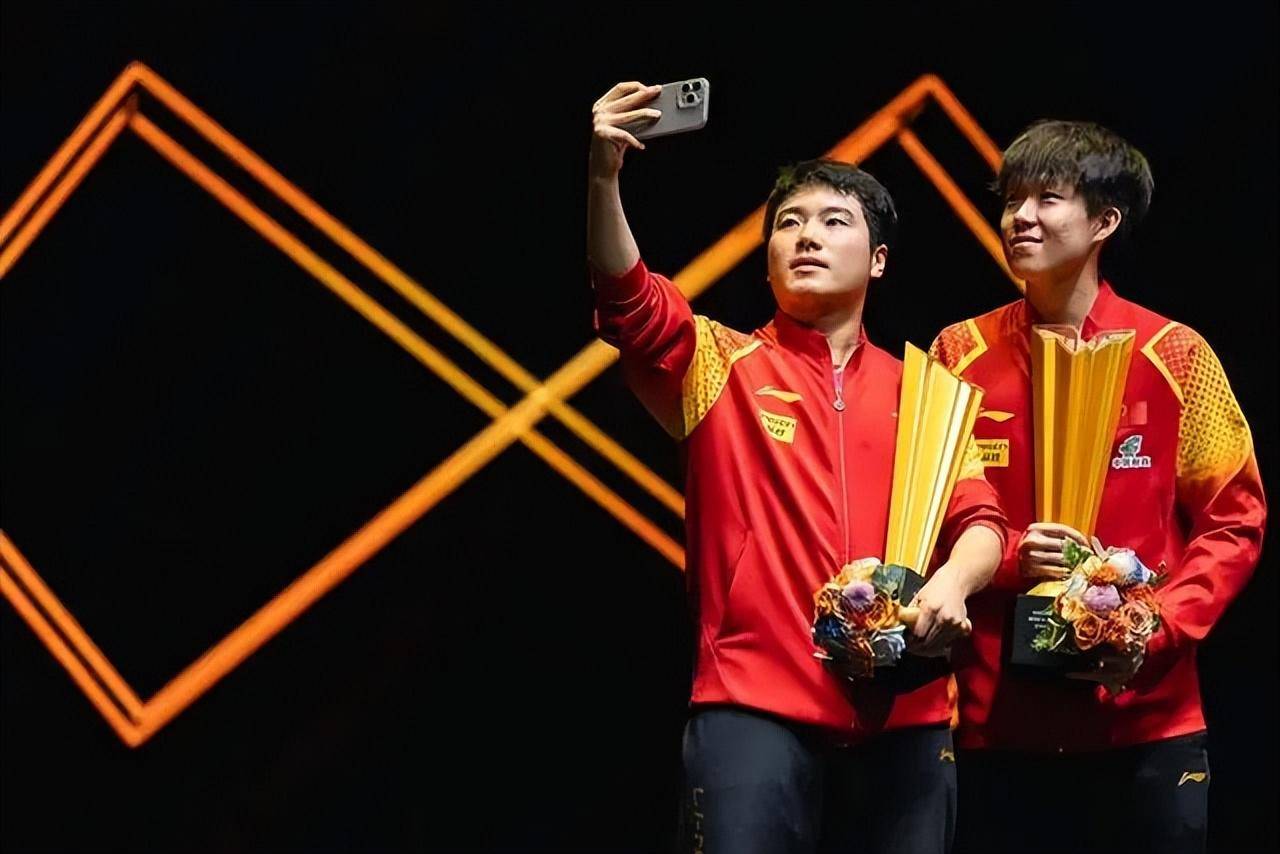 九游体育在线-包含冠军憾失三连冠倒数第一名出人意料的词条