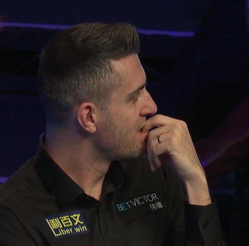 格陵兰足球队在激烈对决中晋级半决赛