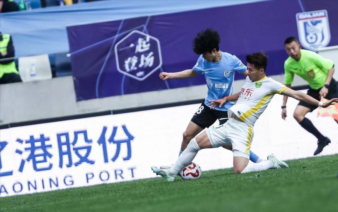 大连一方球队状态火爆，备战周末比赛