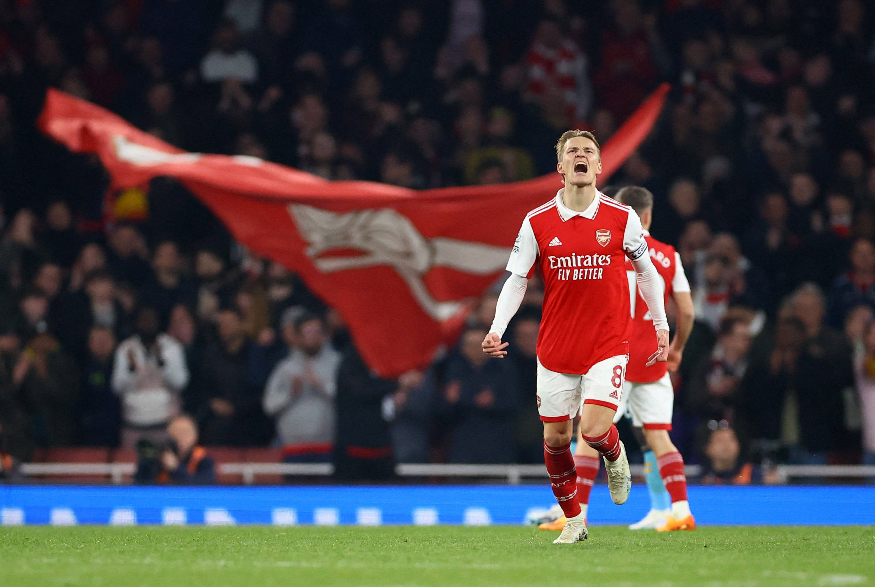 阿森纳主场遭遇惨败，球队风格遭质疑