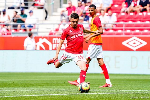 摩纳哥客场战胜雷恩，取得宝贵三分