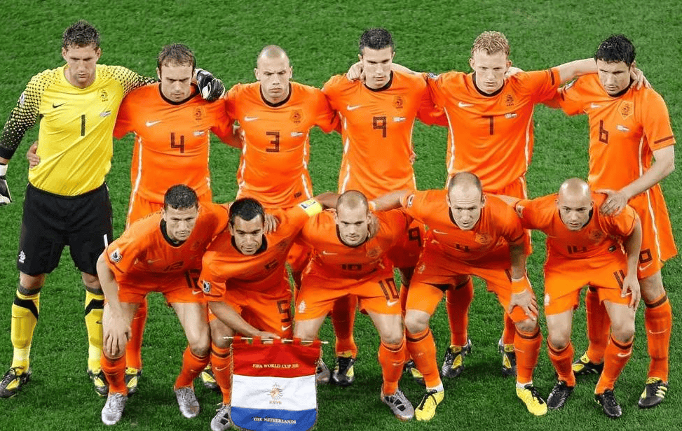 荷兰队连续大胜，斩获国际比赛冠军