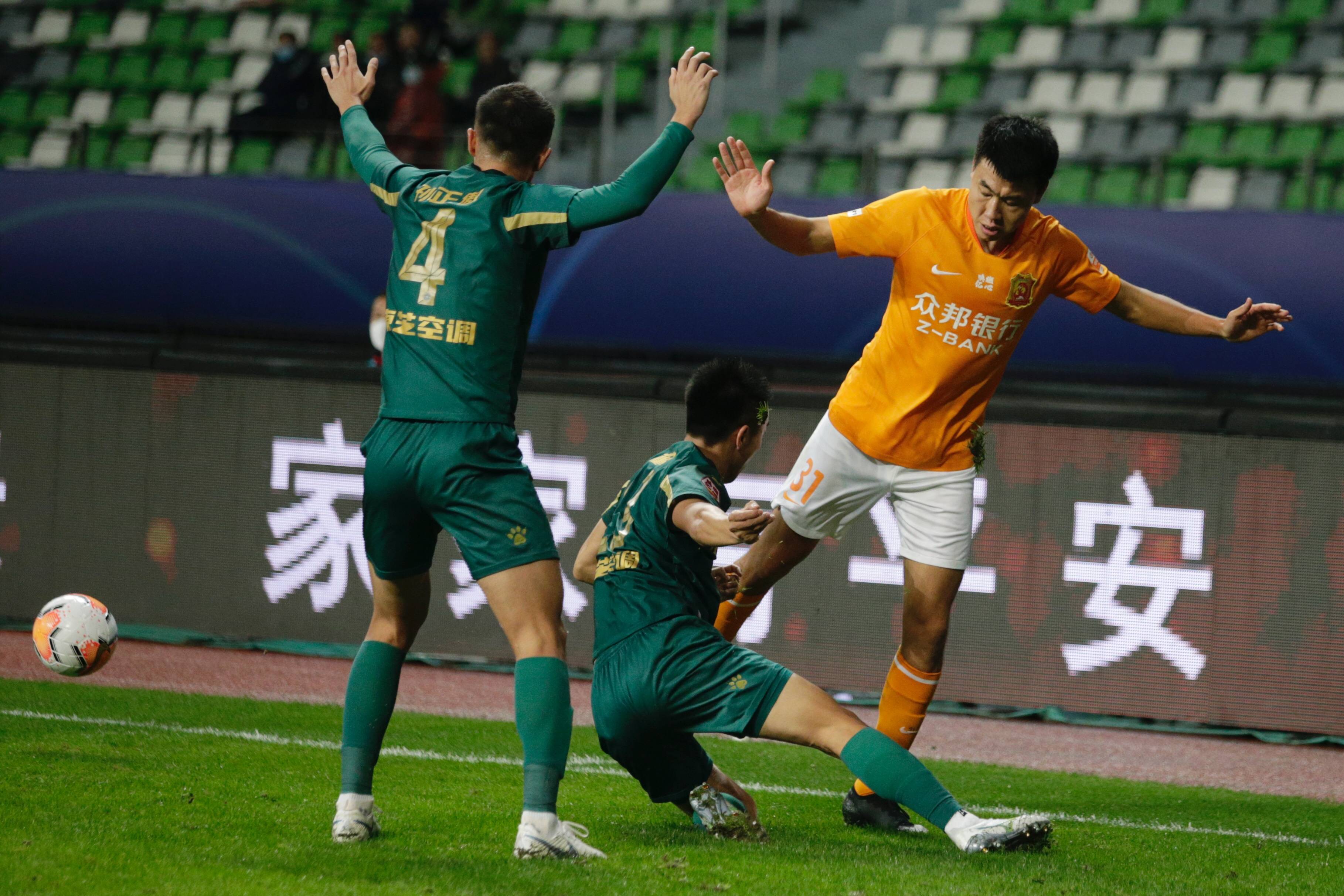 关于武汉卓尔遭遇连败,球队陷入保级泥潭的信息 关于武汉卓尔遭遇连败,球队陷入保级泥潭的信息