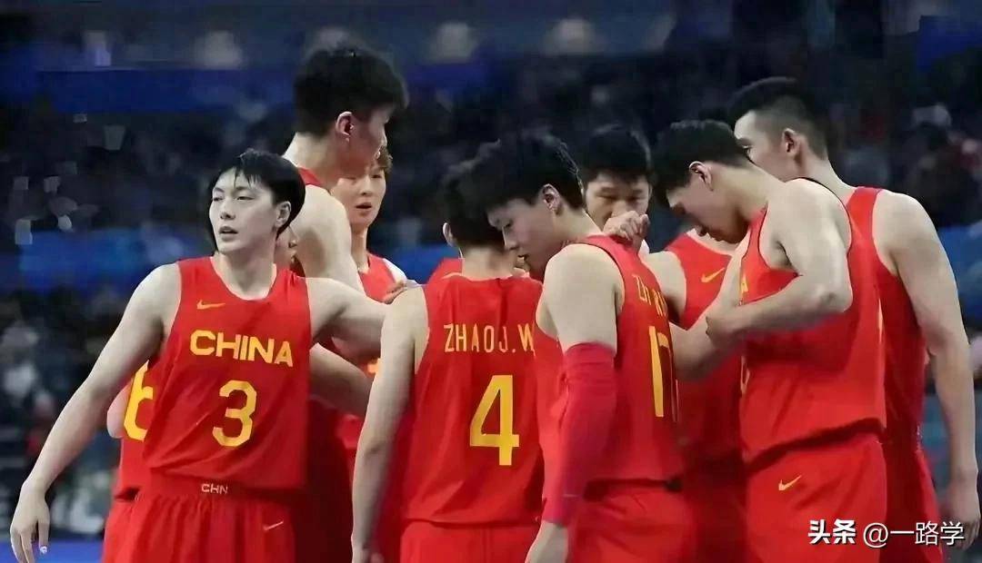 职业篮球赛事升温进行,球队火爆冲刺的简单介绍 职业篮球赛事升温进行,球队火爆冲刺的简单介绍