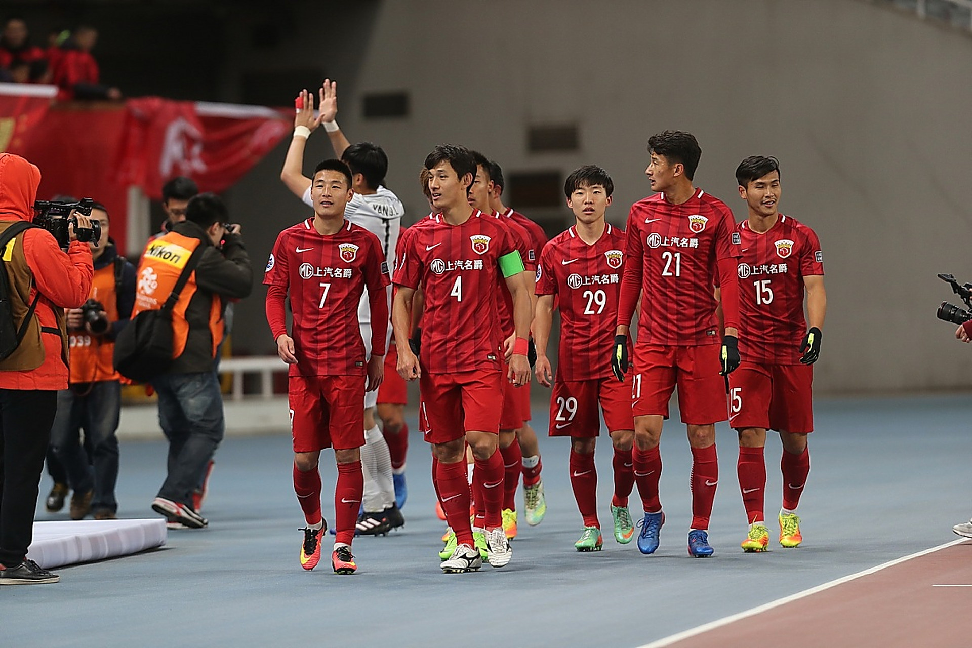 上港外援进球，球队取得连胜！