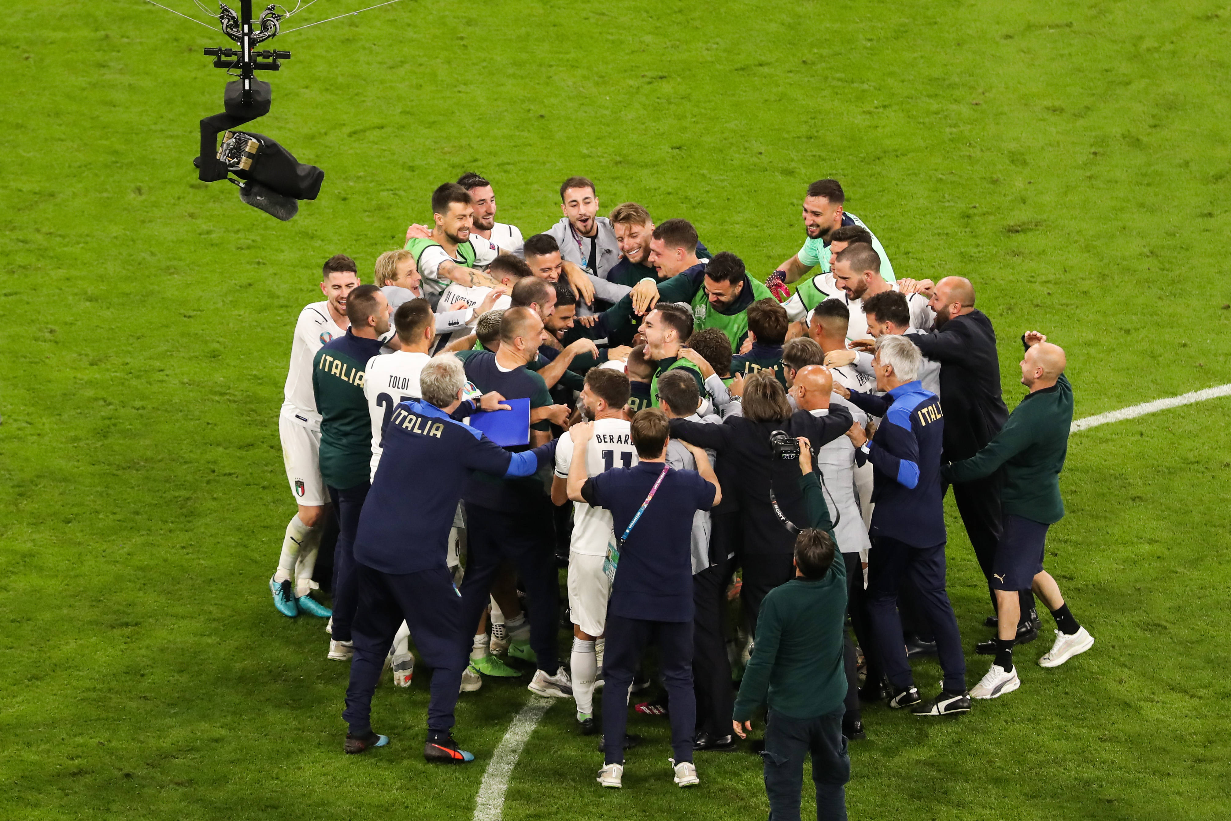 九游体育官方登录入口-意大利队实力过人，欧洲足球赛事亮相